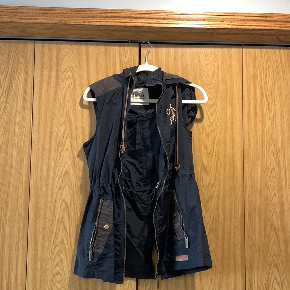 Black and brown Marley Lilly vest
